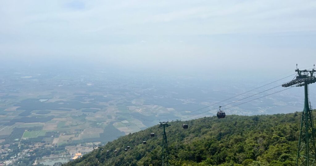 Cable cars at Black Virgin Mountain