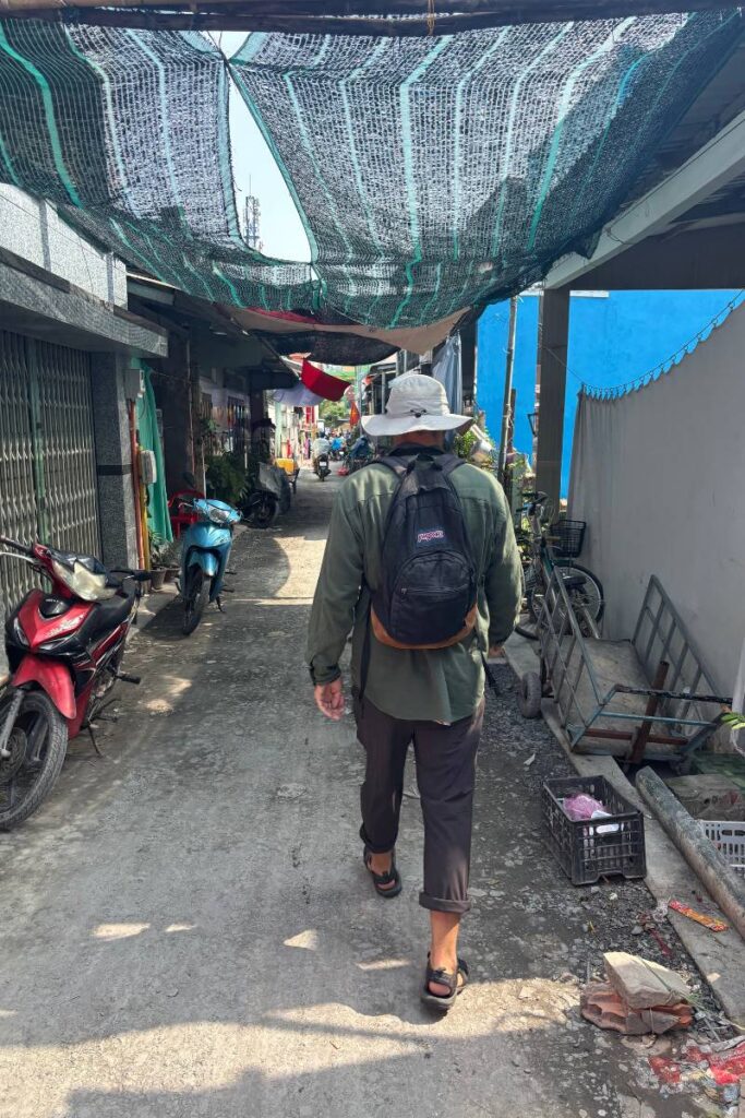 Walking down the alley on Thanh An Island